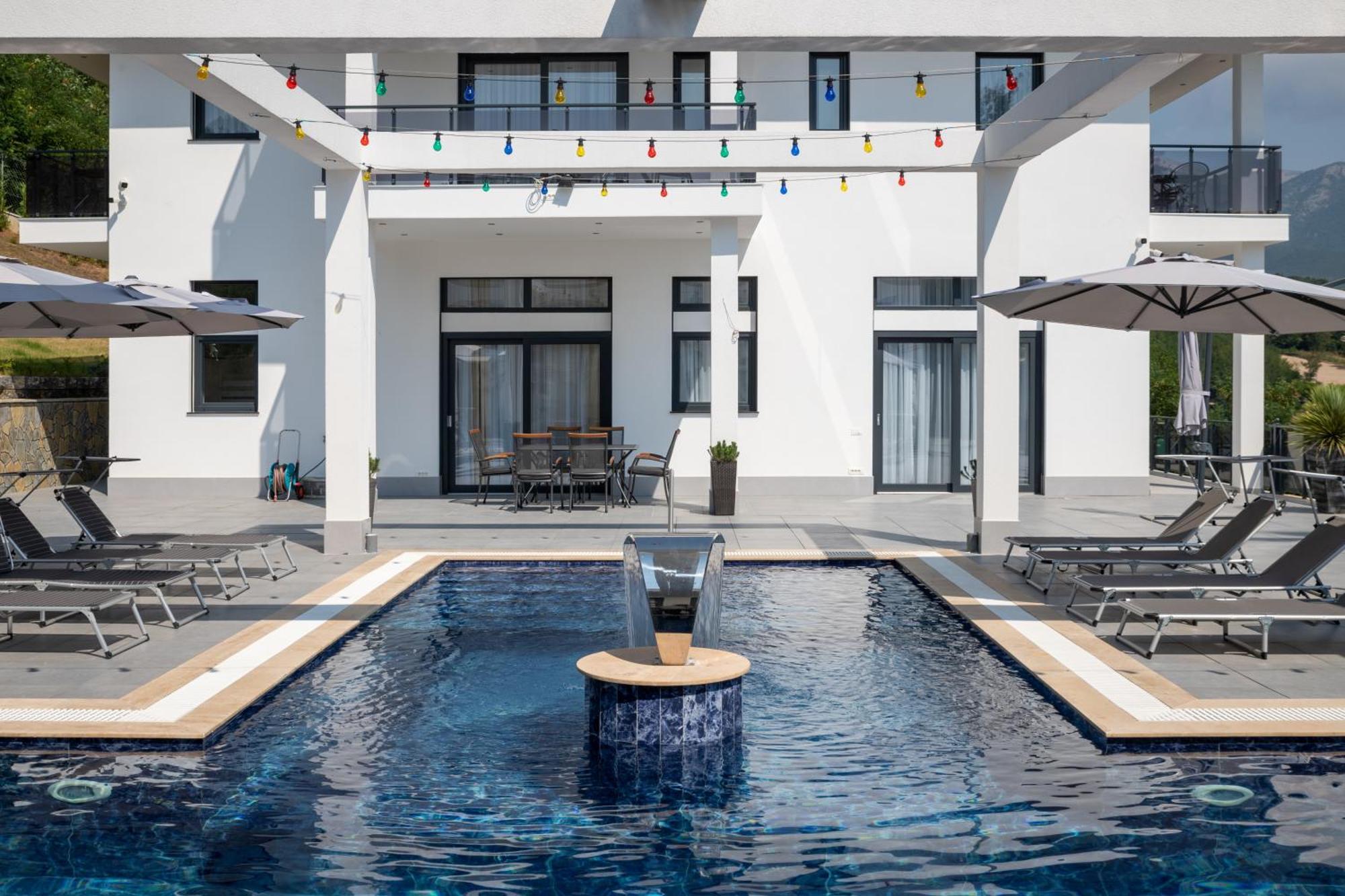 White House Radac Peja Bed and Breakfast Exteriör bild